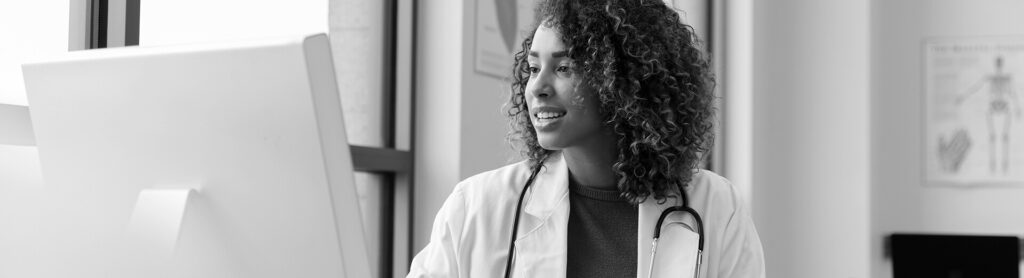 healthcare-woman-provider-patient-virtual-experience-hero-crop